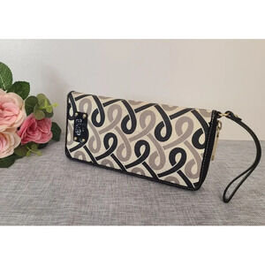 Juicy Couture‎ Travel Wallet ID & Passport Holder